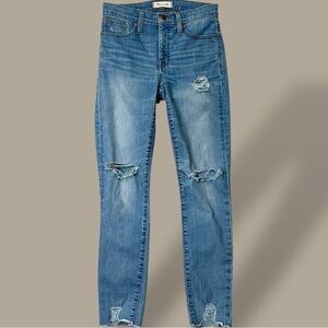 Madewell ‘9” High-Rise Skinny Jeans in Ontario Wash: Distressed-Hem Edition’ 26